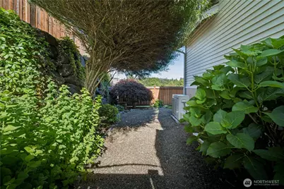 5835 54th Street W, University Place, WA 98467 - Photo 33