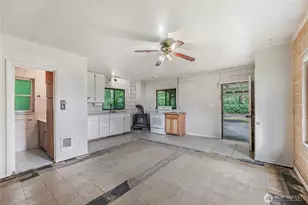 725 N Sunset Dr, Camano Island, WA 98282 - Photo 31