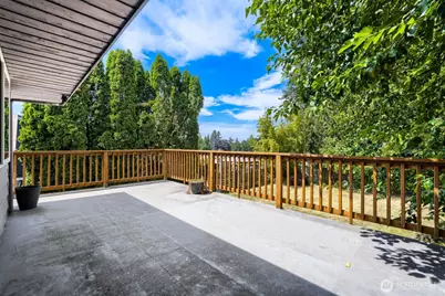 7718 S 120th St, Seattle, WA 98178 - Photo 15
