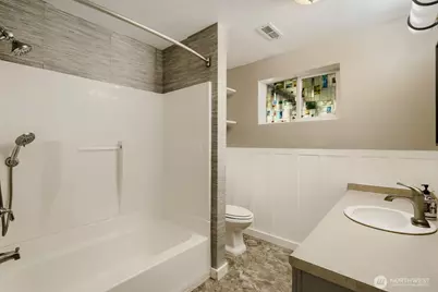 7718 S 120th St, Seattle, WA 98178 - Photo 23