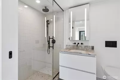 300 Virginia Street #3009, Seattle, WA 98121 - Photo 19