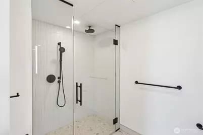 300 Virginia Street #3009, Seattle, WA 98121 - Photo 15