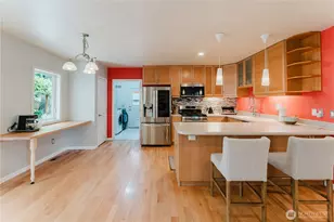 8706 NE 135th Pl, Kirkland, WA 98034 - Photo 9