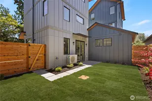 512 N 92nd St, Seattle, WA 98103 - Photo 33