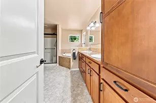 301 135th Pl SE, Rainier, WA 98576 - Photo 33