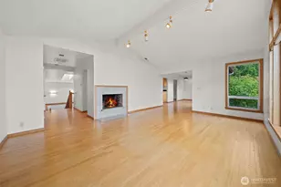 309 129th Street East Ave, Tacoma, WA 98445 - Photo 9