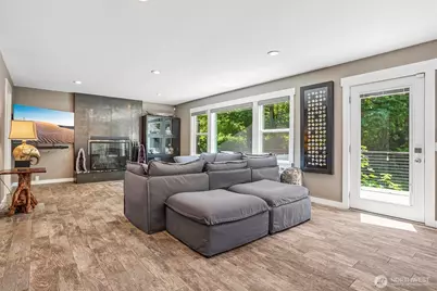 24017 SE 111th Street, Issaquah, WA 98027 - Photo 11