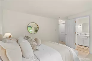 3700 W 25th Pl, Seattle, WA 98199 - Photo 21