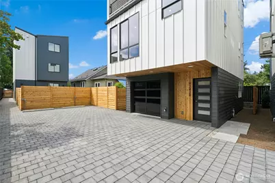 9242 Dayton Avenue N #B, Seattle, WA 98103 - Photo 31