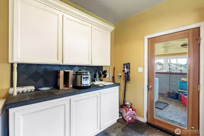 1208 W Pear Street, Centralia, WA 98531 - Photo 17