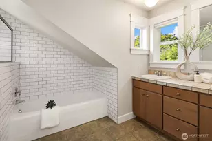 8014 12th Ave NW, Seattle, WA 98117 - Photo 21