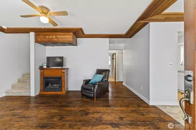 8664 Valley Ct, Maple Falls, WA 98266 - Photo 5