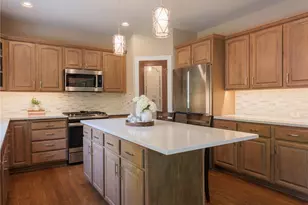 2320 248th Ave SE, Sammamish, WA 98075 - Photo 13