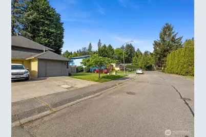 1726 174th Place SE, Bothell, WA 98012 - Photo 29