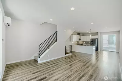 8607 22nd Place NE, Seattle, WA 98115 - Photo 3