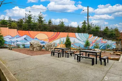 8607 22nd Place NE, Seattle, WA 98115 - Photo 31