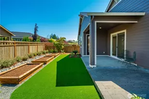 18011 150th St E, Bonney Lake, WA 98391 - Photo 35