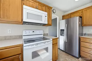 229 W Easton Ave, Eatonville, WA 98328 - Photo 5