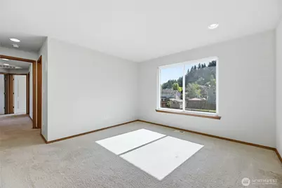 229 W Easton Avenue, Eatonville, WA 98328 - Photo 3