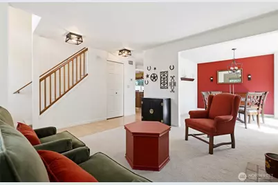 2114 Camas Avenue NE, Renton, WA 98056 - Photo 5