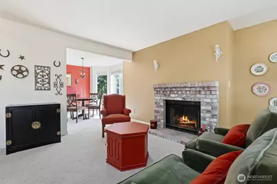 2114 Camas Avenue NE, Renton, WA 98056 - Photo 3