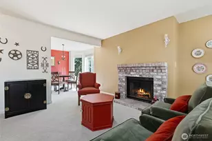 2114 Camas Ave NE, Renton, WA 98056 - Photo 3
