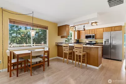 2114 Camas Avenue NE, Renton, WA 98056 - Photo 9