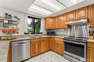4060 Chinook Pl NW, Bremerton, WA 98312 - Photo 5