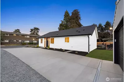 2105 D St SE, Auburn, WA 98002 - Photo 21