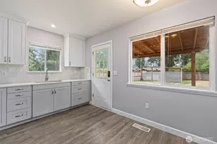 12912 Naomilawn Dr SW, Lakewood, WA 98498 - Photo 13