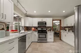 18325 214th Ave NE, Woodinville, WA 98077 - Photo 15