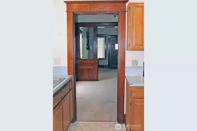 409 NE 95th  Street, Seattle, WA 98115 - Photo 21