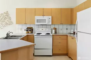 2680 139th Ave SE, Bellevue, WA 98005 - Photo 13