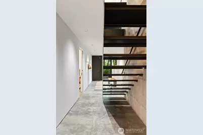 1701 33rd Avenue, Seattle, WA 98122 - Photo 33