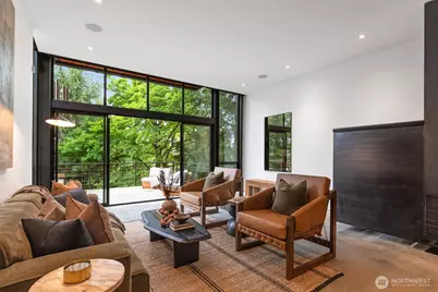 1701 33rd Avenue, Seattle, WA 98122 - Photo 5