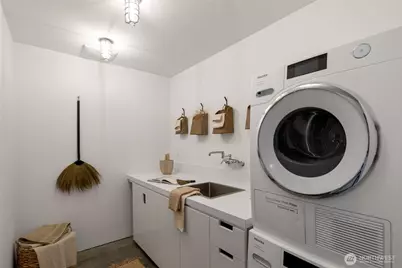 1701 33rd Avenue, Seattle, WA 98122 - Photo 37