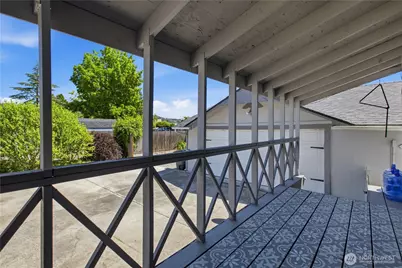 1718 Langdon Street, Sumner, WA 98390 - Photo 25