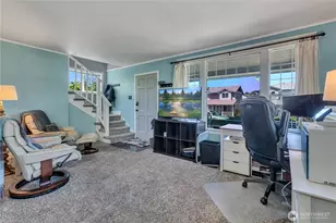 1718 Langdon St, Sumner, WA 98390 - Photo 5