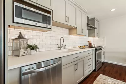 733 Lake Street S #301, Kirkland, WA 98033 - Photo 21