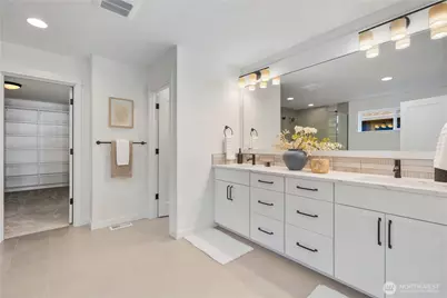 22022 81st Place W, Edmonds, WA 98026 - Photo 19