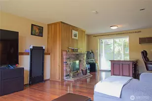 6804 47th Ave E, Tacoma, WA 98443 - Photo 17