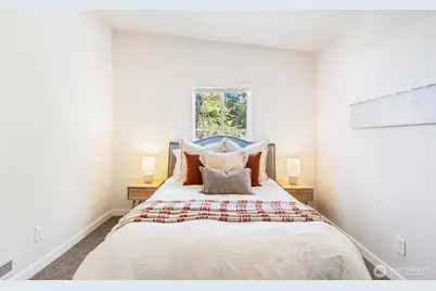 8632 45th Avenue S, Seattle, WA 98118 - Photo 19