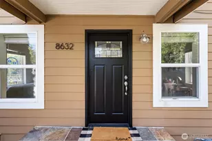 8632 45th Ave S, Seattle, WA 98118 - Photo 3