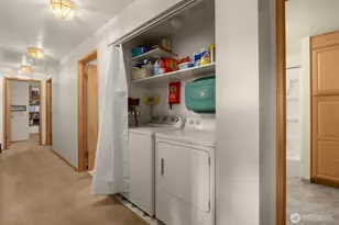 205 26th Ave E, Seattle, WA 98112 - Photo 9