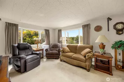 205 26th Avenue E, Seattle, WA 98112 - Photo 5
