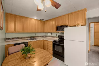 205 26th Avenue E, Seattle, WA 98112 - Photo 7