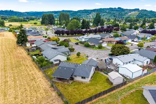 142 Charles St, Longview, WA 98632 - Photo 35