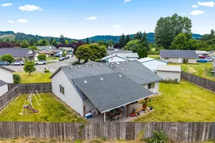 142 Charles St, Longview, WA 98632 - Photo 29