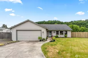 142 Charles St, Longview, WA 98632 - Photo 1