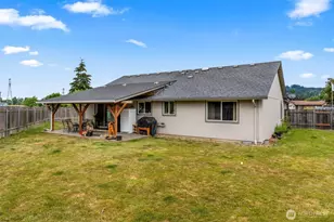 142 Charles St, Longview, WA 98632 - Photo 33